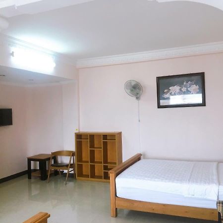Koreana Hotel Хошимин Екстериор снимка